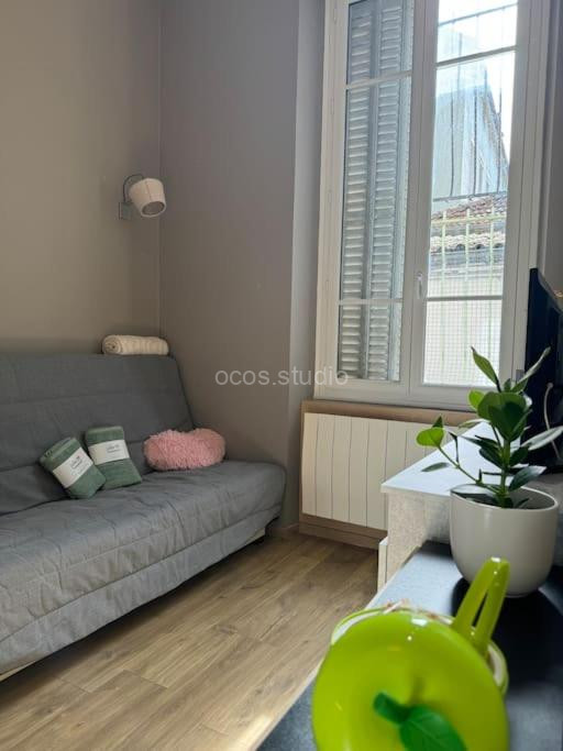 Photo de Studio neuf proche gare de Grenoble