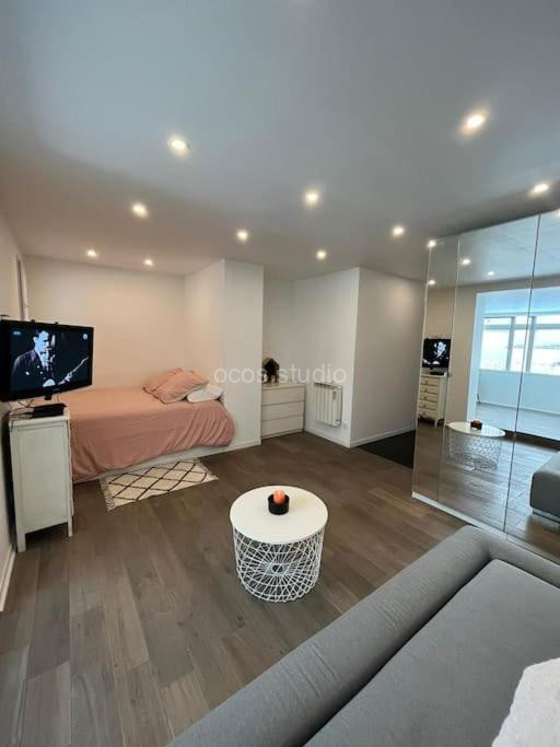 Photo de Hyper-centre - Appartement cosy, Fibre - CLIM