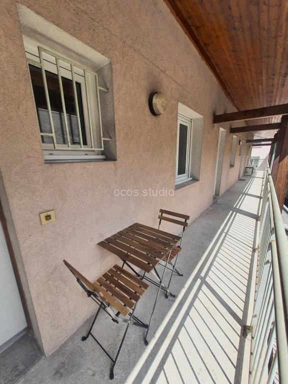 Photo de Studio au calme Espace extérieur Parking gratuit dans la rue