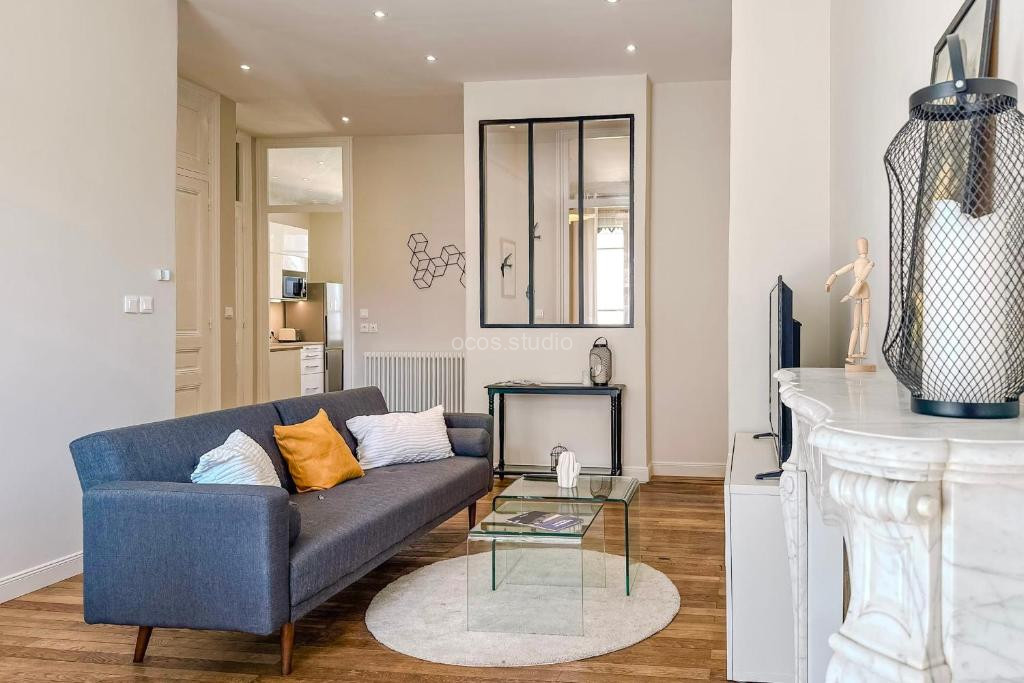 photo de #HW Le Mazet Hyper-centre Haussmanian apartment