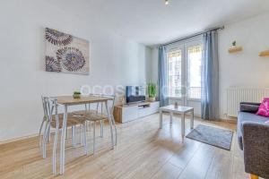 2 chambres, calme, tout équipé, commerces au pied à Grenoble