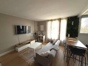 superbe duplex avec parking gratuit à Grenoble