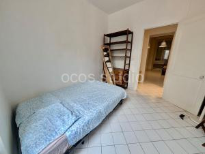 Large 2-bedroom apartment large living room with parking near train station and downtown à Grenoble