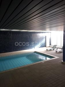 Appartement 2 pieces 40 m2, dans hyper centre, avec piscine au rez de chaussee à Grenoble